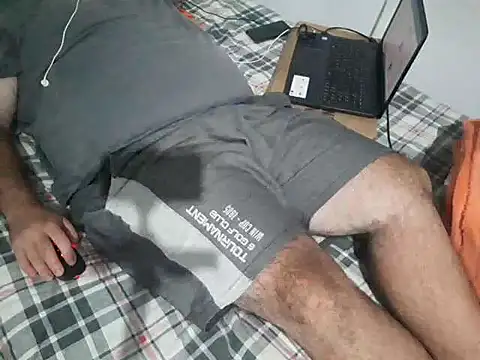 Snapshot of mfreitas005 chatting on January 23, 2025, 1:08 am mfreitas005 online show from January 23, 2025, 1:08 am