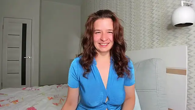 Clear Angel online show from September 22, 2025, 2:57 am