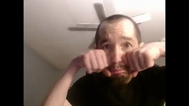 VanceFontaine online show from December 18, 2025, 2:06 am