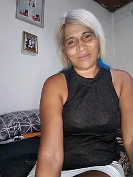 Snapshot of Goodgirlsue_77 chatting on February 12, 2026, 3:51 pm Goodgirlsue 77 online show from February 12, 2026, 3:51 pm