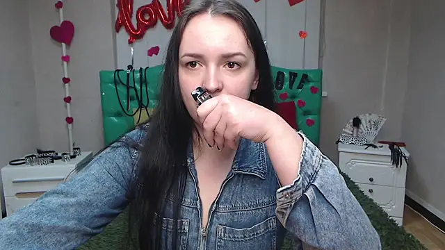 Snapshot of IsabelBlackberry chatting on March 16, 2025, 9:16 am IsabelBlackberry online show from March 16, 2025, 9:16 am