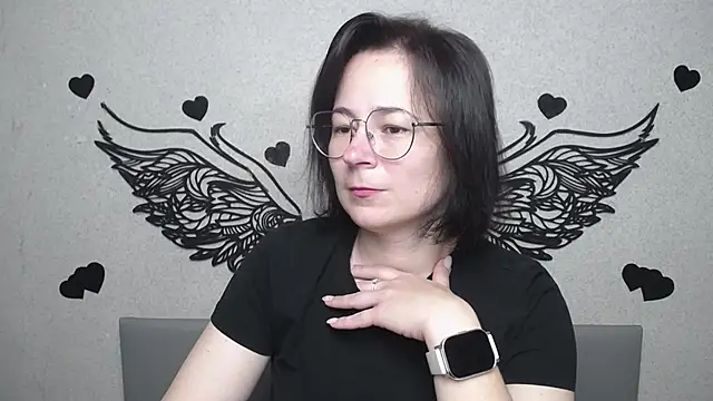 Snapshot of MarieSho chatting on May 22, 2026, 6:20 am MarieSho online show from May 22, 2026, 6:20 am