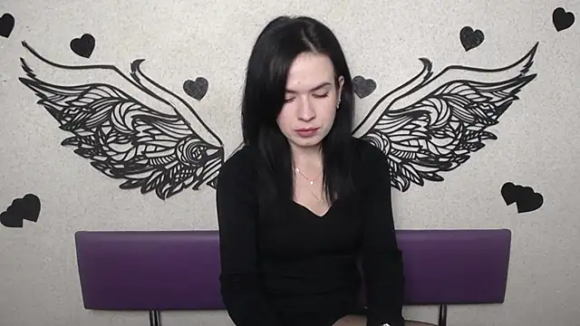 Snapshot of JasmineKouch chatting on October 9, 2025, 5:22 pm JasmineKouch online show from October 9, 2025, 5:22 pm