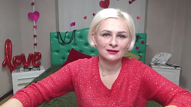 OliviaHorst online show from November 23, 2025, 6:19 pm