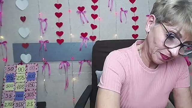 Snapshot of EllaBonito chatting on March 1, 2025, 4:00 pm EllaBonito online show from March 1, 2025, 4:00 pm