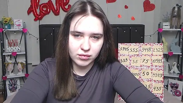 LauraHlot online show from March 1, 2025, 6:11 pm