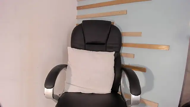 Sofia  rivera online show from December 9, 2024, 11:03 pm