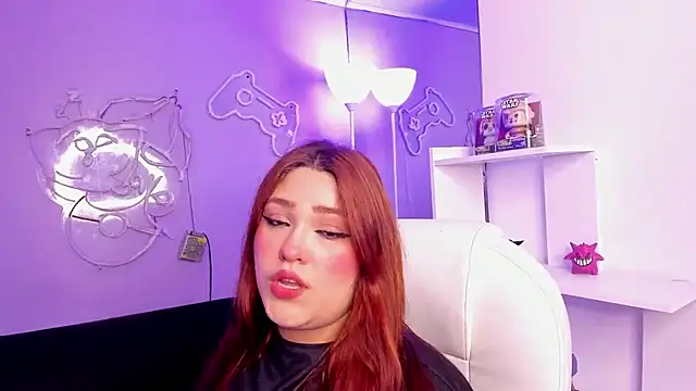 Camiila Osorio online show from February 21, 2026, 9:38 pm