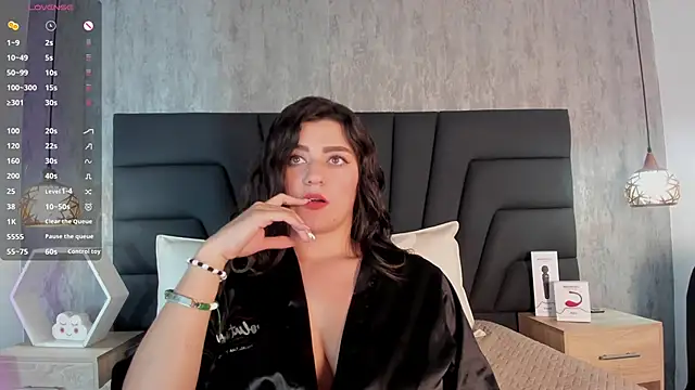 Snapshot of SARA_STONE17 chatting on January 21, 2025, 2:59 pm SARA STONE17 online show from January 21, 2025, 2:59 pm