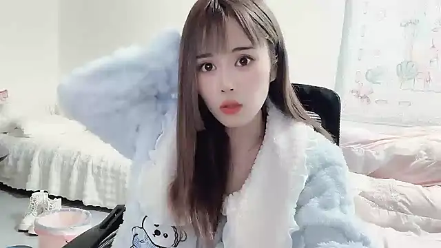 Jia-Xin- online show from December 23, 2024, 10:33 pm