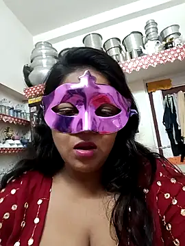 Snapshot of Ayesha-Baby chatting on January 1, 2025, 7:43 pm Ayesha-Baby online show from January 1, 2025, 7:43 pm