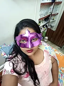 Snapshot of Ayesha-Baby chatting on January 15, 2025, 6:40 pm Ayesha-Baby online show from January 15, 2025, 6:40 pm