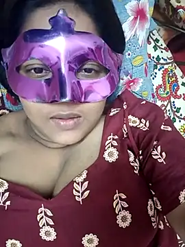 Snapshot of Ayesha-Baby chatting on February 19, 2025, 6:32 pm Ayesha-Baby online show from February 19, 2025, 6:32 pm