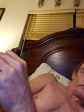 coolbrease10 online show from October 22, 2025, 3:40 am