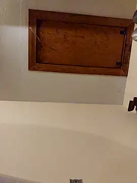 coolbrease10 online show from November 15, 2025, 5:16 am