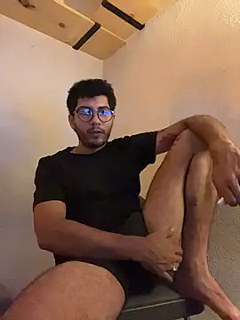 CrazyApachw online show from March 27, 2026, 5:57 am