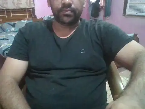 boyplay1000 online show from November 2, 2025, 4:04 am