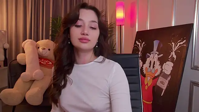 MaryReel online show from March 9, 2025, 4:11 pm