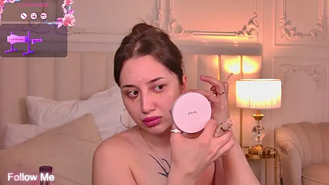 MaryReel online show from November 1, 2025, 9:11 am