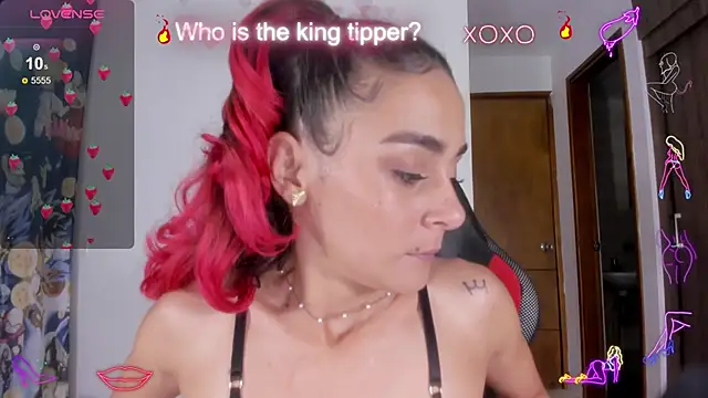 Snapshot of serafelle chatting on December 18, 2024, 4:20 am serafelle online show from December 18, 2024, 4:20 am