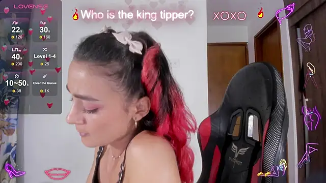 Snapshot of serafelle chatting on December 23, 2024, 3:07 am serafelle online show from December 23, 2024, 3:07 am