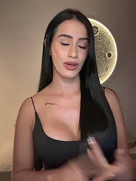 SarahhSmitth1 online show from October 9, 2025, 9:24 pm