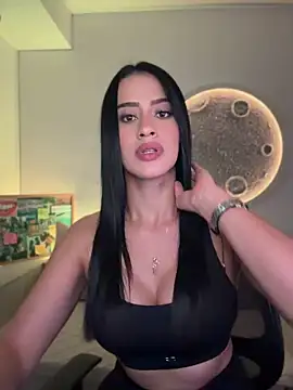 SarahhSmitth1 online show from June 4, 2026, 11:22 pm