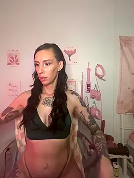 Snapshot of averietheangel chatting on October 11, 2025, 5:33 pm averietheangel online show from October 11, 2025, 5:33 pm