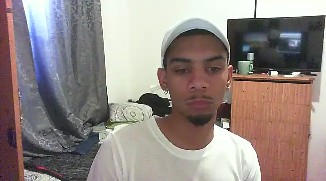 29YOURZ 28  online show from December 2, 2024, 6:30 am