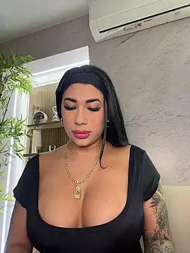 kiim taaylor online show from November 23, 2025, 12:32 am