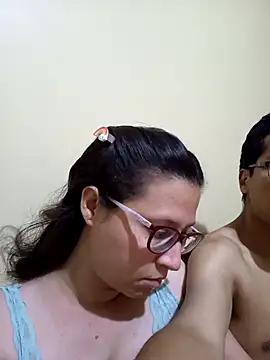 Snapshot of couple_orgasm chatting on December 6, 2024, 1:18 am couple orgasm online show from December 6, 2024, 1:18 am