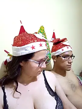 Snapshot of couple_orgasm chatting on December 18, 2024, 12:32 am couple orgasm online show from December 18, 2024, 12:32 am