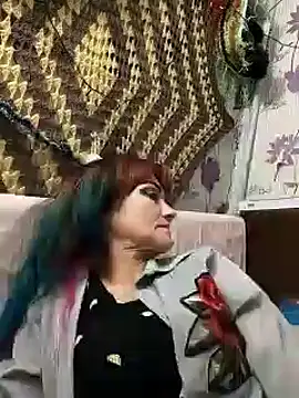 Snapshot of SweetLeila40 chatting on December 30, 2024, 1:15 am SweetLeila40 online show from December 30, 2024, 1:15 am