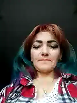 Snapshot of SweetLeila40 chatting on January 2, 2025, 7:12 am SweetLeila40 online show from January 2, 2025, 7:12 am