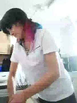 Snapshot of SweetLeila40 chatting on January 4, 2025, 11:22 am SweetLeila40 online show from January 4, 2025, 11:22 am