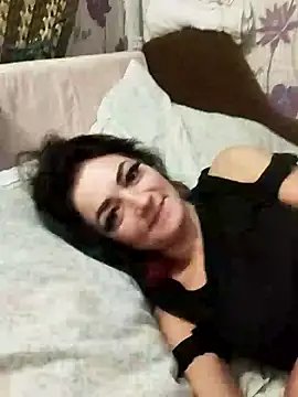 Snapshot of SweetLeila40 chatting on January 11, 2025, 6:33 pm SweetLeila40 online show from January 11, 2025, 6:33 pm