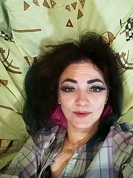 Snapshot of SweetLeila40 chatting on January 14, 2025, 11:27 pm SweetLeila40 online show from January 14, 2025, 11:27 pm