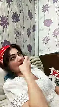 Snapshot of SweetLeila40 chatting on January 30, 2025, 12:18 am SweetLeila40 online show from January 30, 2025, 12:18 am