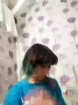 Snapshot of SweetLeila40 chatting on February 15, 2025, 9:26 pm SweetLeila40 online show from February 15, 2025, 9:26 pm