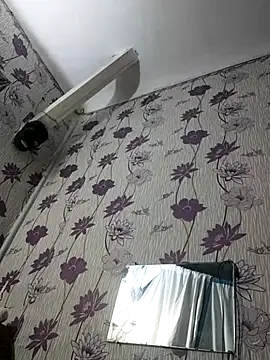 Snapshot of SweetLeila40 chatting on February 22, 2025, 11:13 pm SweetLeila40 online show from February 22, 2025, 11:13 pm