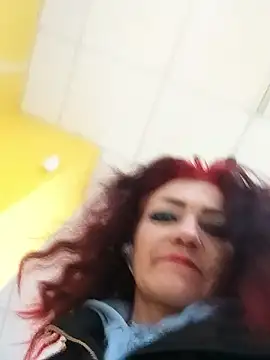 Snapshot of SweetLeila40 chatting on April 28, 2026, 4:56 pm SweetLeila40 online show from April 28, 2026, 4:56 pm