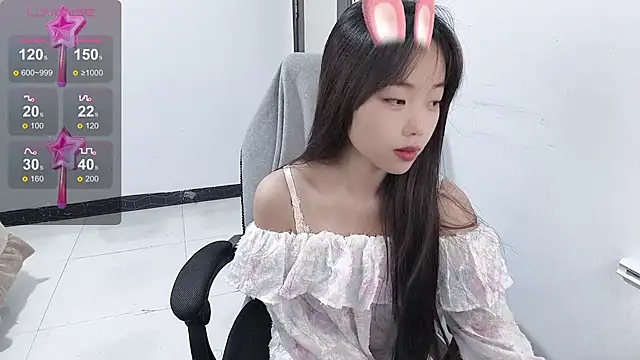 Lvy--v online show from December 22, 2024, 10:36 pm