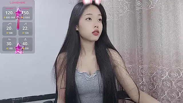 Lvy--v online show from March 12, 2025, 10:17 pm