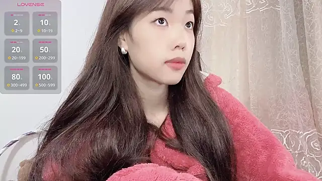 Lvy--v online show from October 23, 2025, 10:41 pm