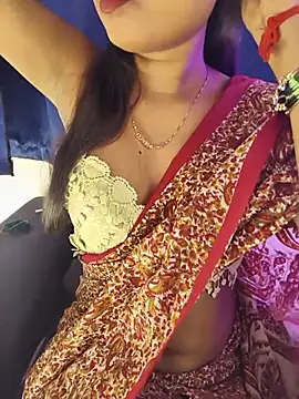 yhona darling online show from August 4, 2026, 3:36 pm