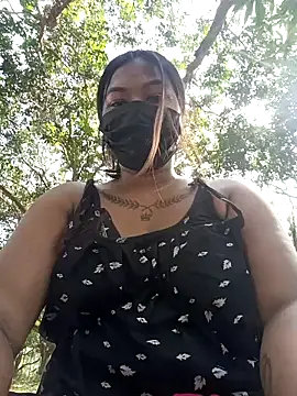 Hot Urvi online show from April 22, 2026, 9:22 am