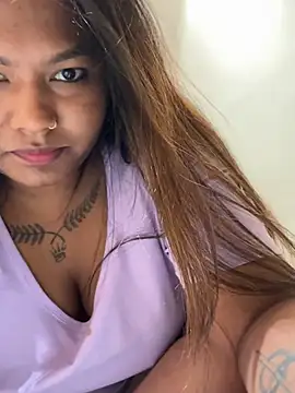 Snapshot of Hot_Urvi chatting on June 25, 2026, 6:45 pm Hot Urvi online show from June 25, 2026, 6:45 pm