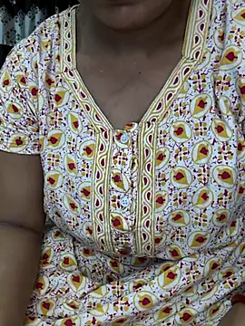 MUMTAJ-1 online show from July 13, 2026, 4:43 pm