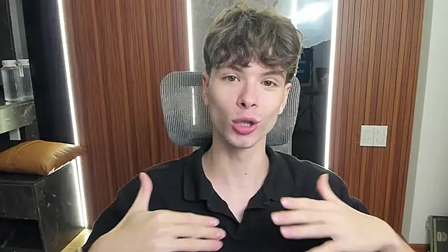 calvin love you online show from April 7, 2026, 5:13 pm