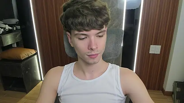 calvin love you online show from May 9, 2026, 5:07 pm